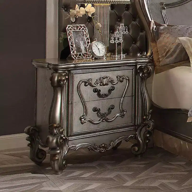 Acme Furniture Comodino Versailles Finitura Platino Antico