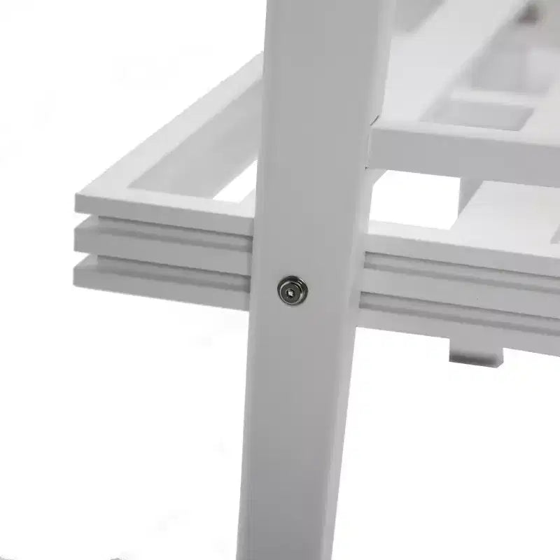 LeisureMod Walbrooke - Set di 2 poltrone moderne da esterno in alluminio bianco antiruggine con braccioli larghi e design adatto a tutte le stagioni